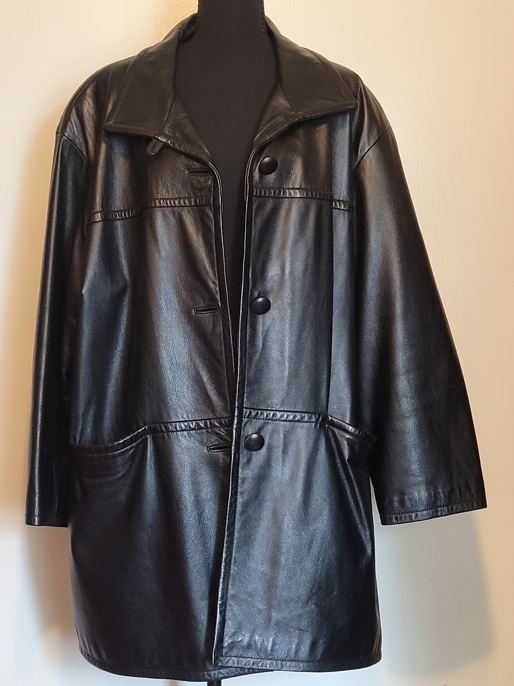 Donna Pelle Women's 1X Genuine Leather Black Button-Front Coat Jacket
